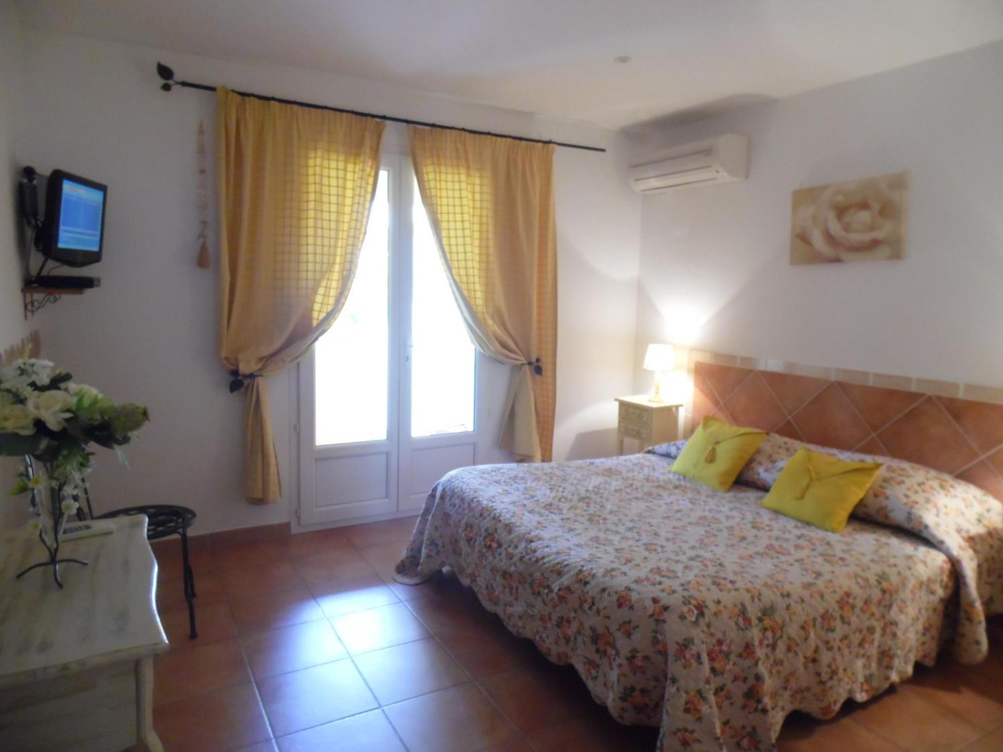 Locations Residence Rocca Rossa Palombaggia Classees 3 Etoiles Порто-Векио Екстериор снимка