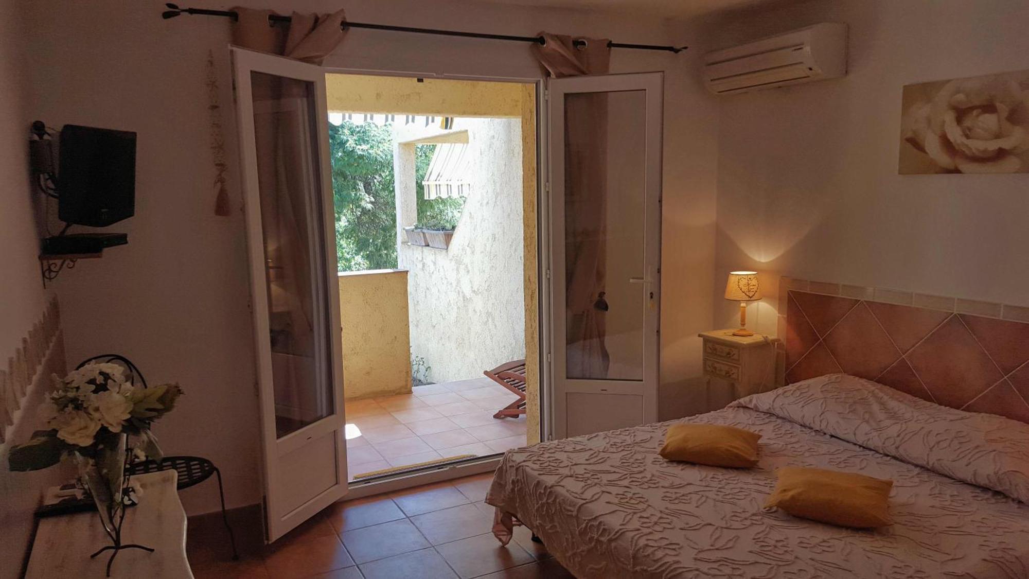 Locations Residence Rocca Rossa Palombaggia Classees 3 Etoiles Порто-Векио Екстериор снимка